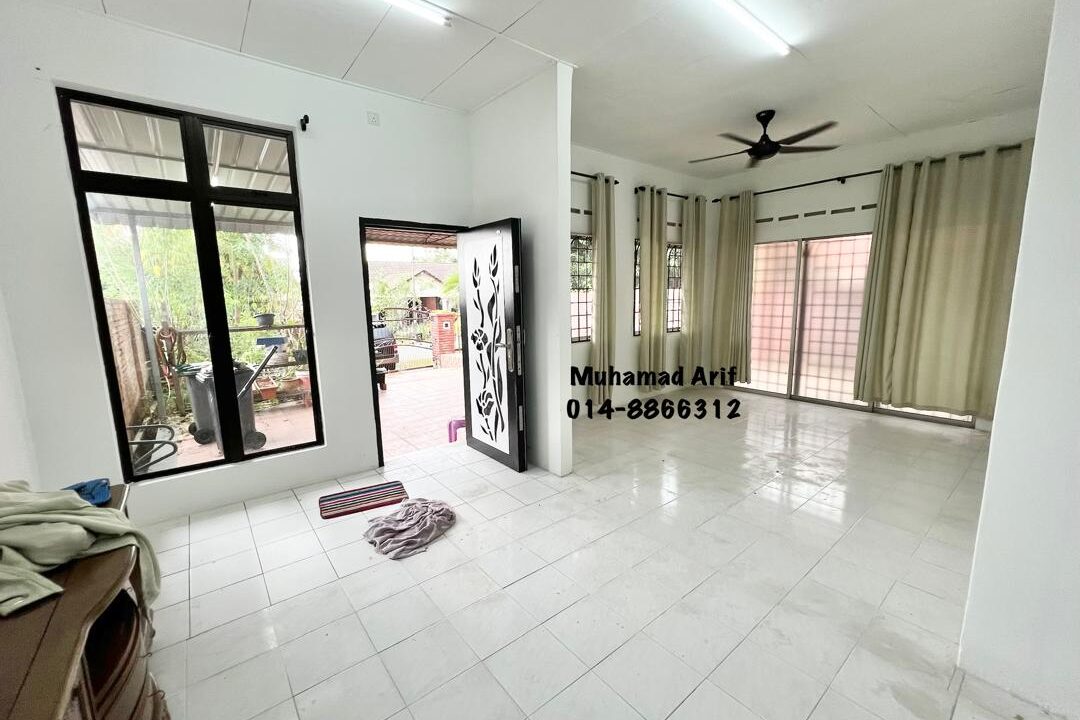 Semi D Taman Tuanku Jaafar 10