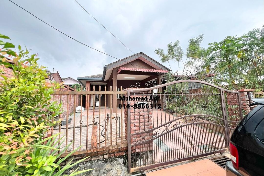 Semi D Taman Tuanku Jaafar 9